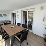Villa Paradise - Palmeras *