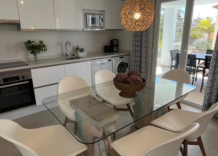 Vila Paradise - Palmeras *